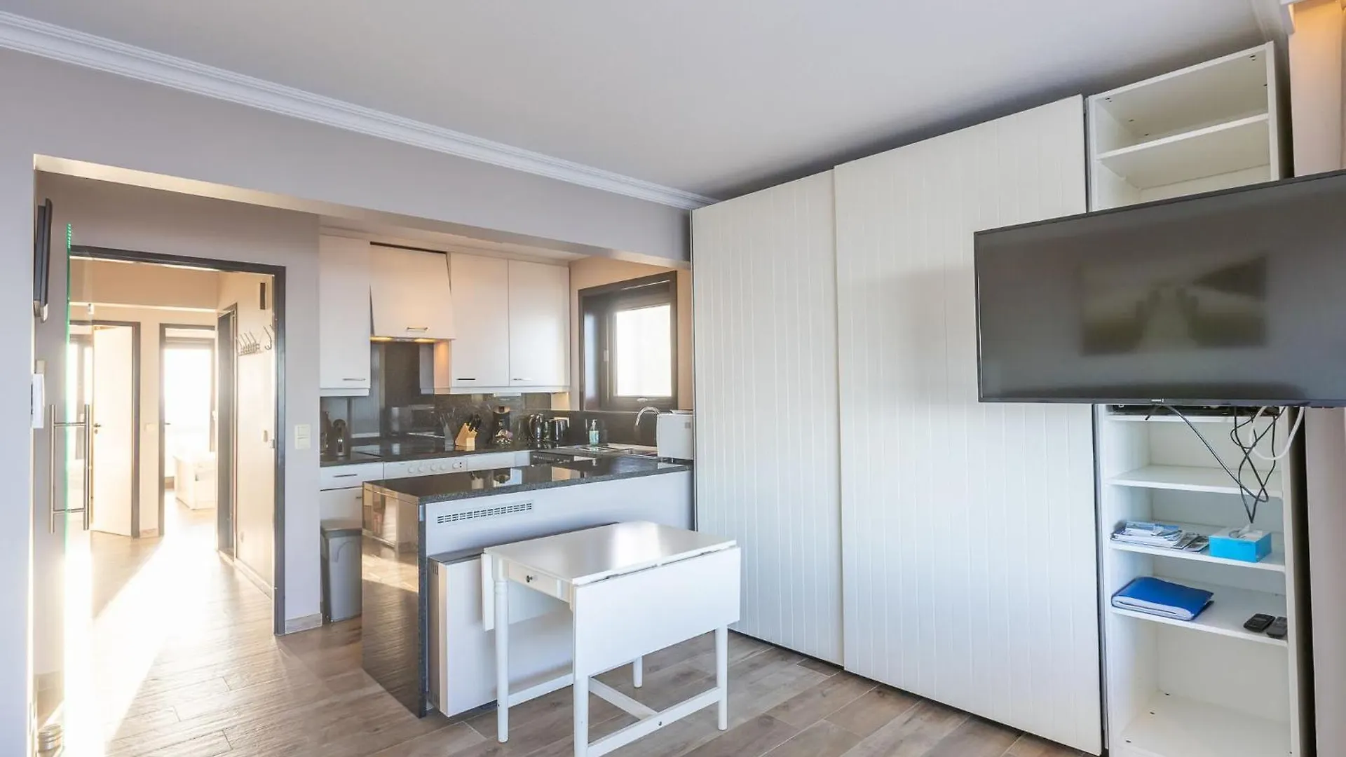 Corner Apartment Near The Center Middelkerke